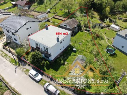 Rodinný dom s priestranným pozemkom v obci Nižná, Malá Orava